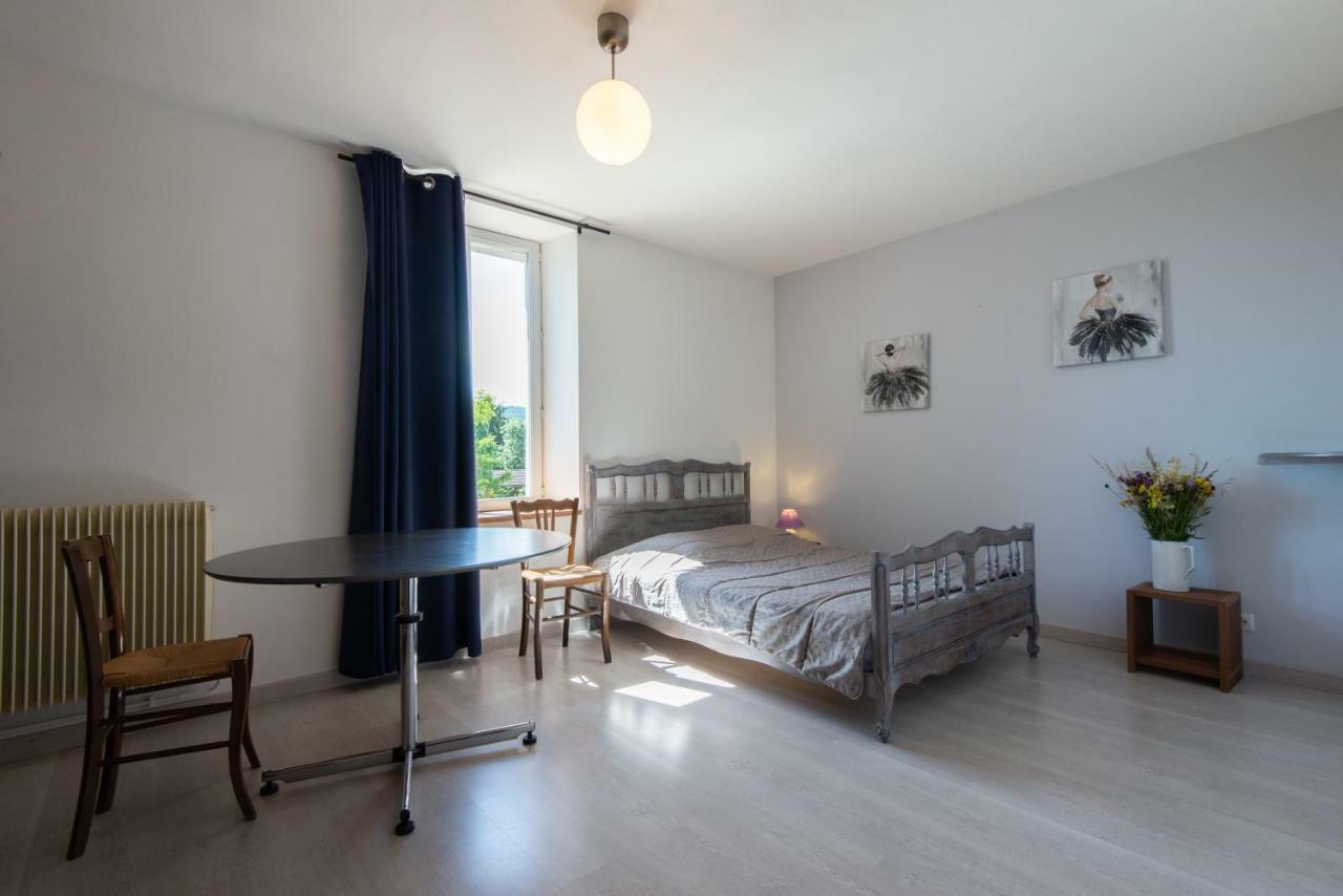 Gite La Janiat Montigny-sur-l'Ain Экстерьер фото